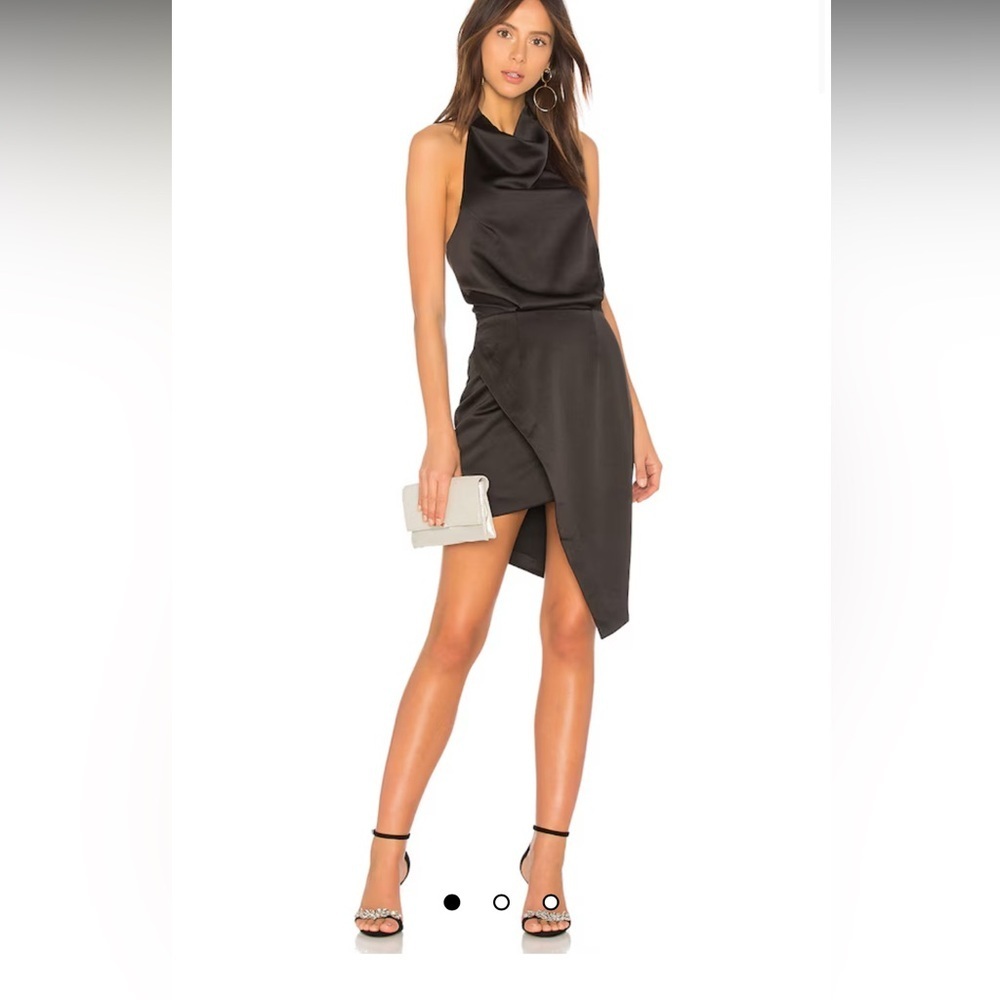 Nwt ELLIATT x Revolve Camo
Dress in Black $140 XL satin drape neck spring party